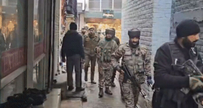 Srinagar ਤੋਂ ਜੰਮੂ ਤੱਕ 80 ਪਿੰਡਾਂ ਵਿੱਚ ਘਰ-ਘਰ ਤਲਾਸ਼ੀ: ਘੁਸਪੈਠ ਨੂੰ ਰੋਕਣ ਲਈ ਕਸ਼ਮੀਰ ਪੁਲਿਸ-ਫੌਜ ਦਾ ਸਾਂਝਾ ਅਭਿਆਨ