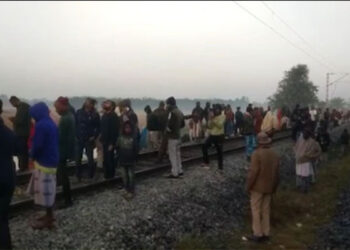 National: ਰਾਜਧਾਨੀ ਐਕਸਪ੍ਰੈਸ ਨਾਲ ਟਕਰਾਉਣ ਕਾਰਨ ਸੱਤ ਹਾਥੀਆਂ ਦੀ ਮੌਤ, ਇੱਕ ਜ਼ਖਮੀ National: ਰਾਜਧਾਨੀ ਐਕਸਪ੍ਰੈਸ ਨਾਲ ਟਕਰਾਉਣ ਕਾਰਨ ਸੱਤ ਹਾਥੀਆਂ ਦੀ ਮੌਤ, ਇੱਕ ਜ਼ਖਮੀ