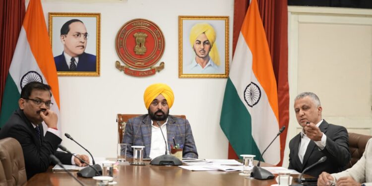 ਮੁੱਖ ਮੰਤਰੀ ਭਗਵੰਤ ਸਿੰਘ ਮਾਨ ਵੱਲੋਂ ਅਧਿਕਾਰੀਆਂ ਨੂੰ 1,350 ਕਰੋੜ ਰੁਪਏ ਦੀ ਲਾਗਤ ਨਾਲ PUNJAB ਭਰ ਵਿੱਚ 3,100 ਸਟੇਡੀਅਮਾਂ ਦਾ ਕੰਮ ਜੂਨ 2026 ਤੱਕ ਮੁਕੰਮਲ ਕਰਨ ਦੇ ਨਿਰਦੇਸ਼