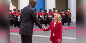 International: ਇਟਲੀ ਦੀ PM ਨੇ ਮੋਜ਼ਾਮਬੀਕ ਦੇ ਰਾਸ਼ਟਰਪਤੀ ਨਾਲ ਕੀਤੀ ਮੁਲਾਕਾਤ: ਦੋਵਾਂ ਦੀ ਫੋਟੋ ਹੋਈ ਵਾਇਰਲ