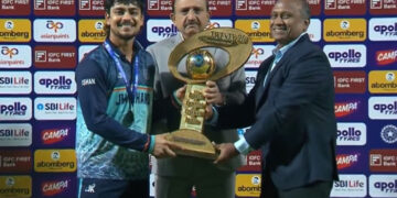 Cricket: ਝਾਰਖੰਡ ਨੇ ਪਹਿਲੀ ਵਾਰ ਮੁਸ਼ਤਾਕ ਅਲੀ ਟਰਾਫੀ ਜਿੱਤੀ: ਹਰਿਆਣਾ ਨੂੰ 69 ਦੌੜਾਂ ਨਾਲ ਹਰਾਇਆ Cricket: ਝਾਰਖੰਡ ਨੇ ਪਹਿਲੀ ਵਾਰ ਮੁਸ਼ਤਾਕ ਅਲੀ ਟਰਾਫੀ ਜਿੱਤੀ: ਹਰਿਆਣਾ ਨੂੰ 69 ਦੌੜਾਂ ਨਾਲ ਹਰਾਇਆ