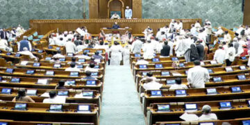 Parliament Winter Session: ਸਰਦ ਰੁੱਤ ਸੈਸ਼ਨ ਦਾ 14ਵਾਂ ਦਿਨ – ਲੋਕ ਸਭਾ ਅੱਜ ਪ੍ਰਦੂਸ਼ਣ ‘ਤੇ ਹੋਵੇਗੀ ਚਰਚਾ Parliament Winter Session: ਸਰਦ ਰੁੱਤ ਸੈਸ਼ਨ ਦਾ 14ਵਾਂ ਦਿਨ – ਲੋਕ ਸਭਾ ਅੱਜ ਪ੍ਰਦੂਸ਼ਣ ‘ਤੇ ਹੋਵੇਗੀ ਚਰਚਾ