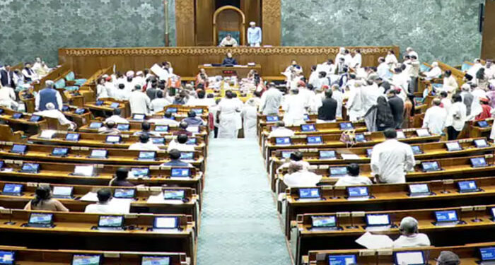 Parliament Winter Session: ਸਰਦ ਰੁੱਤ ਸੈਸ਼ਨ ਦਾ 14ਵਾਂ ਦਿਨ – ਲੋਕ ਸਭਾ ਅੱਜ ਪ੍ਰਦੂਸ਼ਣ ‘ਤੇ ਹੋਵੇਗੀ ਚਰਚਾ Parliament Winter Session: ਸਰਦ ਰੁੱਤ ਸੈਸ਼ਨ ਦਾ 14ਵਾਂ ਦਿਨ – ਲੋਕ ਸਭਾ ਅੱਜ ਪ੍ਰਦੂਸ਼ਣ ‘ਤੇ ਹੋਵੇਗੀ ਚਰਚਾ