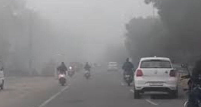 Punjab Weather: ਪੰਜਾਬ ਅਤੇ ਚੰਡੀਗੜ੍ਹ ‘ਚ ਤਿੰਨ ਦਿਨਾਂ ਲਈ ਸੰਘਣੀ ਧੁੰਦ ਦੀ ਚੇਤਾਵਨੀ