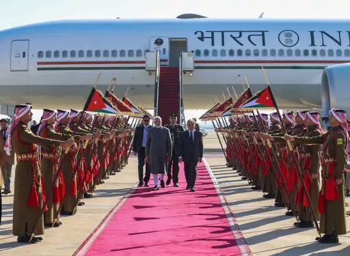 Modi Jordan Visit : ਪ੍ਰਧਾਨ ਮੰਤਰੀ ਨਰਿੰਦਰ ਮੋਦੀ ਦੋ ਦਿਨਾਂ ਦੌਰੇ ਲਈ ਪਹੁੰਚੇ ਜੌਰਡਨ Modi Jordan Visit : ਪ੍ਰਧਾਨ ਮੰਤਰੀ ਨਰਿੰਦਰ ਮੋਦੀ ਦੋ ਦਿਨਾਂ ਦੌਰੇ ਲਈ ਪਹੁੰਚੇ ਜੌਰਡਨ