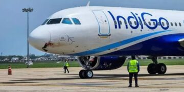 Indigo Crisis: DGCA ਨੇ ਬਣਾਈ ਅੱਠ ਮੈਂਬਰੀ ਨਿਗਰਾਨੀ ਟੀਮ Indigo Crisis: DGCA ਨੇ ਬਣਾਈ ਅੱਠ ਮੈਂਬਰੀ ਨਿਗਰਾਨੀ ਟੀਮ