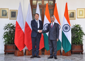 International News : ਵਿਦੇਸ਼ ਮੰਤਰੀ ਐਸ. ਜੈਸ਼ੰਕਰ ਅਤੇ ਪੋਲੈਂਡ ਦੇ ਉਪ ਪ੍ਰਧਾਨ ਮੰਤਰੀ ਸਿਕੋਰਸਕੀ ਨੇ ਆਰਥਿਕ, ਰੱਖਿਆ ਸਹਿਯੋਗ ਨੂੰ ਅੱਗੇ ਵਧਾਉਣ ‘ਤੇ ਕੀਤੀ ਚਰਚਾ 