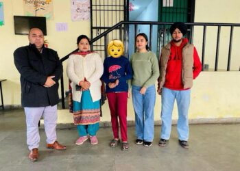 BIG NEWS: ਬਾਲ ਭਿੱਖਿਆ ਰੋਕੂ ਟਾਸਕ ਫੋਰਸ ਵਲੋਂ ਛਾਪੇਮਾਰੀ, ਭੀਖ ਮੰਗਦੀ ਬੱਚੀ ਨੂੰ ਕੀਤਾ ਰੈਸਕਿਊ