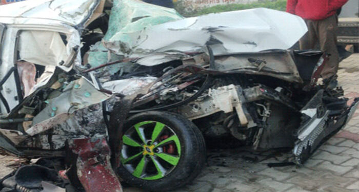 Accident News: ਹੁਸ਼ਿਆਰਪੁਰ ‘ਚ ਪਨਬੱਸ ਅਤੇ ਕਾਰ ਵਿਚਕਾਰ ਜ਼ਬਰਦਸਤ ਟੱਕਰ: ਚਾਰ ਮੌਤਾਂ Accident News: ਹੁਸ਼ਿਆਰਪੁਰ ‘ਚ ਪਨਬੱਸ ਅਤੇ ਕਾਰ ਵਿਚਕਾਰ ਜ਼ਬਰਦਸਤ ਟੱਕਰ: ਚਾਰ ਮੌਤਾਂ