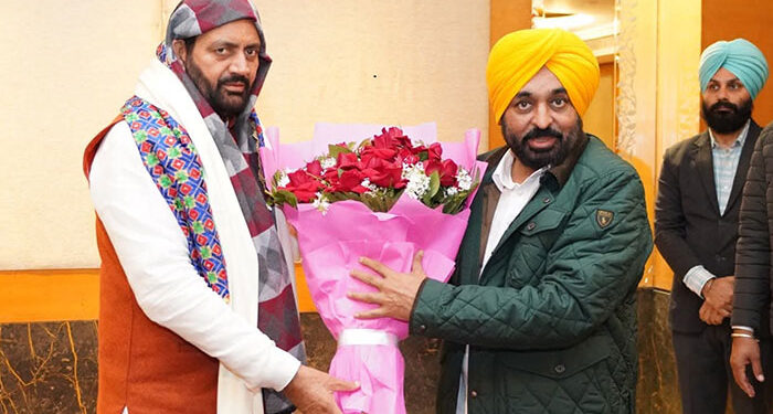 SYL ਮੁੱਦੇ ‘ਤੇ ਦੋਵਾਂ ਸੂਬਿਆਂ ਦੇ ਮੁੱਖ ਮੰਤਰੀਆਂ ਦੀ ਮੀਟਿੰਗ ਖਤਮ, ਪੜ੍ਹੋ ਵੇਰਵਾ