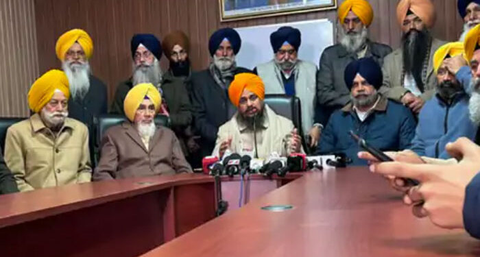 Punjab: ਜੇ ਸੁਖਬੀਰ ਬਾਦਲ ਆਪਣੀ ਜ਼ਿੱਦ ਛੱਡ ਦੇਣ ਤਾਂ ਹੋ ਸਕਦੀ ਹੈ ਏਕਤਾ: ਗਿਆਨੀ ਹਰਪ੍ਰੀਤ ਸਿੰਘ ਦਾ ਵੱਡਾ ਬਿਆਨ