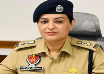 Breaking: ਤਰਨਤਾਰਨ ਜ਼ਿਮਨੀ ਚੋਣਾਂ ਦੌਰਾਨ ਸਸਪੈਂਡ ਹੋਈ SSP ਡਾ. ਰਵਜੋਤ ਕੌਰ ਮੁੜ ਤੋਂ ਬਹਾਲ