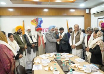 Punjab Govt ਸੰਤਾਂ, ਮਹਾਂਪੁਰਸ਼ਾਂ ਤੇ ਧਾਰਮਿਕ ਸੰਪਰਦਾਵਾਂ ਦੀ ਅਗਵਾਈ ਵਿੱਚ ਵੱਡੇ ਪੱਧਰ ‘ਤੇ ਮਨਾਏਗੀ ਗੁਰੂ ਰਵਿਦਾਸ ਦਾ 650ਵਾਂ ਪ੍ਰਕਾਸ਼ ਪੁਰਬ: ਵਿੱਤ ਮੰਤਰੀ ਹਰਪਾਲ ਸਿੰਘ ਚੀਮਾ Punjab Govt ਸੰਤਾਂ, ਮਹਾਂਪੁਰਸ਼ਾਂ ਤੇ ਧਾਰਮਿਕ ਸੰਪਰਦਾਵਾਂ ਦੀ ਅਗਵਾਈ ਵਿੱਚ ਵੱਡੇ ਪੱਧਰ ‘ਤੇ ਮਨਾਏਗੀ ਗੁਰੂ ਰਵਿਦਾਸ ਦਾ 650ਵਾਂ ਪ੍ਰਕਾਸ਼ ਪੁਰਬ: ਵਿੱਤ ਮੰਤਰੀ ਹਰਪਾਲ ਸਿੰਘ ਚੀਮਾ
