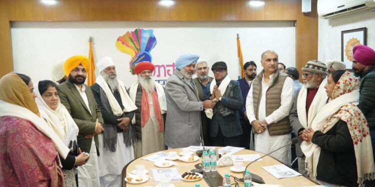 Punjab Govt ਸੰਤਾਂ, ਮਹਾਂਪੁਰਸ਼ਾਂ ਤੇ ਧਾਰਮਿਕ ਸੰਪਰਦਾਵਾਂ ਦੀ ਅਗਵਾਈ ਵਿੱਚ ਵੱਡੇ ਪੱਧਰ ‘ਤੇ ਮਨਾਏਗੀ ਗੁਰੂ ਰਵਿਦਾਸ ਦਾ 650ਵਾਂ ਪ੍ਰਕਾਸ਼ ਪੁਰਬ: ਵਿੱਤ ਮੰਤਰੀ ਹਰਪਾਲ ਸਿੰਘ ਚੀਮਾ