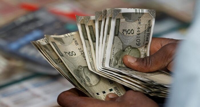 DA Hike : ਕੇਂਦਰੀ ਮੁਲਾਜ਼ਮਾਂ ਲਈ ਵੱਡੀ ਖੁਸ਼ਖਬਰੀ!  ਸਰਕਾਰ ਨੇ DA ‘ਚ ਕੀਤਾ 2 ਫੀਸਦੀ ਦਾ ਵਾਧਾ