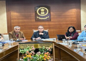 Punjab : ਮੰਤਰੀ ਅਰੋੜਾ ਨੇ ਨਗਰ ਨਿਗਮ ਕਮਿਸ਼ਨਰਾਂ, ਸ਼ਹਿਰੀ ਵਿਕਾਸ ਦੇ ਏ.ਡੀ.ਸੀ. ਅਤੇ ਸੁਧਾਰ ਟਰੱਸਟਾਂ ਦੇ ਈ.ਓਜ਼ ਨਾਲ ਕੀਤੀ ਅਹਿਮ ਮੀਟਿੰਗ