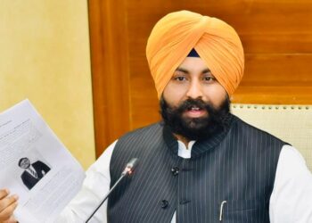 PUNJAB: ਭਗਵੰਤ ਮਾਨ ਸਰਕਾਰ ਦੀ ਸਿੱਖਿਆ ਕ੍ਰਾਂਤੀ ਦੇ ਇਤਿਹਾਸਕ ਨਤੀਜੇ ਸਾਹਮਣੇ ਆਉਣ ਲੱਗੇ, ਸਰਕਾਰੀ ਸਕੂਲਾਂ ਦੇ 305 ਵਿਦਿਆਰਥੀ ਨੇ ਪਾਸ ਕੀਤਾ ਜੇ.ਈ.ਈ. ਮੇਨਜ਼ – ਹਰਜੋਤ ਸਿੰਘ ਬੈਂਸ