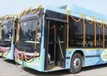 Chandigarh ‘ਚ ਅੱਜ ਤੋਂ ਚੱਲਣਗੀਆਂ 25 ਇਲੈਕਟ੍ਰਿਕ ਬੱਸਾਂ: PM ਮੋਦੀ ਦਿਖਾਉਣਗੇ ਵਰਚੁਅਲੀ ਹਰੀ ਝੰਡੀ
