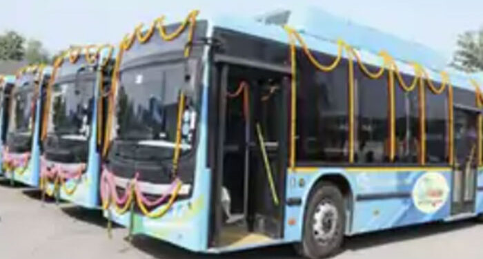 Chandigarh ‘ਚ ਅੱਜ ਤੋਂ ਚੱਲਣਗੀਆਂ 25 ਇਲੈਕਟ੍ਰਿਕ ਬੱਸਾਂ: PM ਮੋਦੀ ਦਿਖਾਉਣਗੇ ਵਰਚੁਅਲੀ ਹਰੀ ਝੰਡੀ