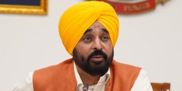 PUNJAB: ਮੁੱਖ ਮੰਤਰੀ ਭਗਵੰਤ ਸਿੰਘ ਮਾਨ ਦੀ ਅਗਵਾਈ ਵਿੱਚ ਵਜ਼ਾਰਤ ਵੱਲੋਂ ‘ਪੰਜਾਬ ਸਰਕਾਰ ਖੁਰਾਕ ਪ੍ਰੋਗਰਾਮ’ ਦੇ ਇਤਿਹਾਸਕ ਫੈਸਲੇ ਨੂੰ ਹਰੀ ਝੰਡੀ, ਐਨ.ਐਫ.ਐਸ.ਏ. ਅਧੀਨ 40 ਲੱਖ ਪਰਿਵਾਰਾਂ ਨੂੰ ਕਣਕ, ਦਾਲ, ਖੰਡ, ਤੇਲ ਅਤੇ ਲੂਣ ਮਿਲੇਗਾ