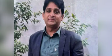 Breaking: ਮਾਨਸਾ ‘ਚ ਵਪਾਰੀ ਅਤੇ ਉਸਦੇ ਕਰਮਚਾਰੀ ਦਾ ਗੋਲੀਆਂ ਮਾਰ ਕੇ ਕਤਲ Breaking: ਮਾਨਸਾ ‘ਚ ਵਪਾਰੀ ਅਤੇ ਉਸਦੇ ਕਰਮਚਾਰੀ ਦਾ ਗੋਲੀਆਂ ਮਾਰ ਕੇ ਕਤਲ
