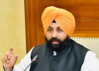 Fazilka ਦੇ ਬਸਤੀ ਹਜ਼ੂਰ ਸਕੂਲ ਦੇ ਮੁੜ ਨਿਰਮਾਣ ਦੇ ਹੁਕਮ, ਛੇ ਮਹੀਨਿਆਂ ਵਿੱਚ ਤਿਆਰ ਹੋਵੇਗੀ ਨਵੀਂ ਇਮਾਰਤ: ਹਰਜੋਤ ਸਿੰਘ ਬੈਂਸ