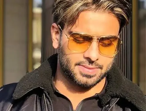 Entertainment News : ਮਨਕੀਰਤ ਔਲਖ ਦਾ ਨਵਾਂ ਗੀਤ ‘ਅਸਲਾ’ ਵਿਵਾਦਾਂ ’ਚ Entertainment News : ਮਨਕੀਰਤ ਔਲਖ ਦਾ ਨਵਾਂ ਗੀਤ ‘ਅਸਲਾ’ ਵਿਵਾਦਾਂ ’ਚ