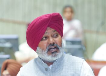 ਬਾਬੂ ਕਾਂਸ਼ੀ ਰਾਮ ਲਈ ਭਾਰਤ ਰਤਨ ਦੀ ਮੰਗ ਵਾਲਾ ਵਿੱਤ ਮੰਤਰੀ Harpal Singh Cheema ਵੱਲੋਂ ਪੇਸ਼ ਮਤਾ ਵਿਧਾਨ ਸਭਾ ਦੁਆਰਾ  ਸਰਬਸੰਮਤੀ ਨਾਲ ਪਾਸ