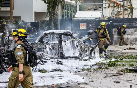 ਇਜ਼ਰਾਈਲ ਦੇ ਡਿਮੋਨਾ ਅਤੇ ਅਰਾਦ ‘ਚ ਈਰਾਨੀ ਹਮਲਿਆਂ ਵਿੱਚ ਲਗਭਗ 200 ਲੋਕ ਜ਼ਖਮੀ ਇਜ਼ਰਾਈਲ ਦੇ ਡਿਮੋਨਾ ਅਤੇ ਅਰਾਦ ‘ਚ ਈਰਾਨੀ ਹਮਲਿਆਂ ਵਿੱਚ ਲਗਭਗ 200 ਲੋਕ ਜ਼ਖਮੀ