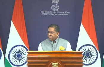 INTERNATIONAL NEWS : ਭਾਰਤ ਹੋਰਮੁਜ਼ ਜਲਡਮਰੂ ਰਾਹੀਂ ਜਹਾਜ਼ਾਂ ਦੀ ਸੁਰੱਖਿਅਤ ਆਵਾਜਾਈ ਲਈ ਸਬੰਧਤ ਦੇਸ਼ਾਂ ਦੇ ਸੰਪਰਕ ਵਿੱਚ : MEA INTERNATIONAL NEWS : ਭਾਰਤ ਹੋਰਮੁਜ਼ ਜਲਡਮਰੂ ਰਾਹੀਂ ਜਹਾਜ਼ਾਂ ਦੀ ਸੁਰੱਖਿਅਤ ਆਵਾਜਾਈ ਲਈ ਸਬੰਧਤ ਦੇਸ਼ਾਂ ਦੇ ਸੰਪਰਕ ਵਿੱਚ : MEA