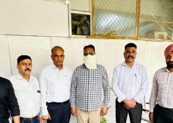  Vigilance Bureau ਨੇ ਏਐਸਆਈ ਨੂੰ 8,000 ਰੁਪਏ ਰਿਸ਼ਵਤ ਲੈਂਦਿਆਂ ਰੰਗੇ ਹੱਥੀਂ ਕੀਤਾ ਕਾਬੂ