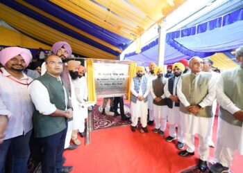 ਅਸੀਂ ਸਰਕਾਰੀ ਸਕੂਲਾਂ ਦੇ ਅਧਿਆਪਕਾਂ ਨੂੰ ਸਿਖਲਾਈ ਲਈ ਵਿਦੇਸ਼ ਭੇਜ ਰਹੇ ਹਾਂ ਤਾਂ ਜੋ ਸਾਡੇ ਬੱਚਿਆਂ ਨੂੰ ਪੜ੍ਹਨ ਲਈ ਵਿਦੇਸ਼ ਨਾ ਜਾਣਾ ਪਵੇ: PUNJAB CM