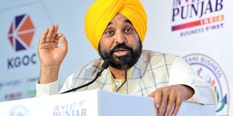 PUNJAB ਵਿੱਚ ਨਿਵੇਸ਼ ਕਰੋ, ਸਰਕਾਰ ਤੁਹਾਨੂੰ ਪੂਰਾ ਸਹਿਯੋਗ ਅਤੇ ਰਿਆਇਤਾਂ ਦੇਵੇਗੀ: ਮੁੱਖ ਮੰਤਰੀ ਭਗਵੰਤ ਸਿੰਘ ਮਾਨ PUNJAB ਵਿੱਚ ਨਿਵੇਸ਼ ਕਰੋ, ਸਰਕਾਰ ਤੁਹਾਨੂੰ ਪੂਰਾ ਸਹਿਯੋਗ ਅਤੇ ਰਿਆਇਤਾਂ ਦੇਵੇਗੀ: ਮੁੱਖ ਮੰਤਰੀ ਭਗਵੰਤ ਸਿੰਘ ਮਾਨ