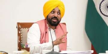 PUNJAB : ਮੁੱਖ ਮੰਤਰੀ ਭਗਵੰਤ ਸਿੰਘ ਮਾਨ ਦੀ ਅਗਵਾਈ ਹੇਠ ਵਜ਼ਾਰਤ ਵੱਲੋਂ ‘ਮੁੱਖ ਮੰਤਰੀ ਮਾਵਾਂ ਧੀਆਂ ਸਤਿਕਾਰ ਯੋਜਨਾ’ ਸ਼ੁਰੂ ਕਰਨ ਲਈ ਹਰੀ ਝੰਡੀ; 97 ਫੀਸਦ ਤੋਂ ਵੱਧ ਔਰਤਾਂ ਨੂੰ ਹਰੇਕ ਮਹੀਨੇ 1000–1500 ਰੁਪਏ ਸਨਮਾਨ ਰਾਸ਼ੀ ਮਿਲੇਗੀ