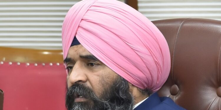 PUNJAB: ਯੁੱਧ ਨਸ਼ਿਆਂ ਵਿਰੁੱਧ ਮੁਹਿੰਮ ਨੂੰ ਮਿਲੀ ਨਵੀਂ ਰਫ਼ਤਾਰ; ਡਿਪਟੀ ਸਪੀਕਰ ਵੱਲੋਂ ‘ਸ਼ਹੀਦ-ਏ-ਆਜ਼ਮ ਭਗਤ ਸਿੰਘ ਨੈਸ਼ਨਲ ਮੈਰਾਥਨ’ ਲਈ ਵਿਸ਼ੇਸ਼ ਮੀਟਿੰਗ