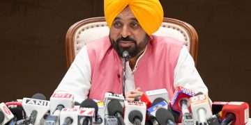 BIG NEWS: ਹੁਣ ਪ੍ਰਧਾਨ ਮੰਤਰੀ ਮੋਦੀ ਲਈ ਅੱਗੇ ਵਧਣ ਅਤੇ ਅਸਲ ਵਿੱਚ ‘ਜੰਗ ਰੋਕਣ’ ਦੀ ਜ਼ਿੰਮੇਵਾਰੀ ਲੈਣ ਦਾ ਸਮਾਂ ਆ ਗਿਆ ਹੈ – ਮੁੱਖ ਮੰਤਰੀ ਭਗਵੰਤ ਸਿੰਘ ਮਾਨ BIG NEWS: ਹੁਣ ਪ੍ਰਧਾਨ ਮੰਤਰੀ ਮੋਦੀ ਲਈ ਅੱਗੇ ਵਧਣ ਅਤੇ ਅਸਲ ਵਿੱਚ ‘ਜੰਗ ਰੋਕਣ’ ਦੀ ਜ਼ਿੰਮੇਵਾਰੀ ਲੈਣ ਦਾ ਸਮਾਂ ਆ ਗਿਆ ਹੈ – ਮੁੱਖ ਮੰਤਰੀ ਭਗਵੰਤ ਸਿੰਘ ਮਾਨ