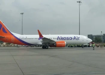 Air India ਤੇ Indigo ਤੋਂ ਬਾਅਦ ਹੁਣ Akasa ਏਅਰ ਨੇ ਵੀ ਦਿੱਤਾ ਵੱਡਾ ਝਟਕਾ! ਜੇਬ ਢਿੱਲੀ ਕਰਨ ਲਈ ਹੋ ਜਾਓ ਤਿਆਰ