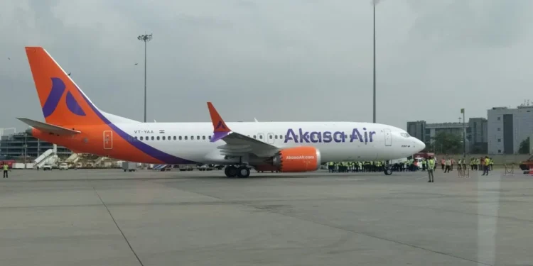 Air India ਤੇ Indigo ਤੋਂ ਬਾਅਦ ਹੁਣ Akasa ਏਅਰ ਨੇ ਵੀ ਦਿੱਤਾ ਵੱਡਾ ਝਟਕਾ! ਜੇਬ ਢਿੱਲੀ ਕਰਨ ਲਈ ਹੋ ਜਾਓ ਤਿਆਰ