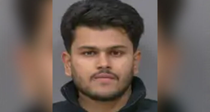 Canada: ਪੰਜਾਬੀ ਨਾਮ ਦੀ ਵਰਤੋਂ ਕਰਕੇ ਮਹਿਲਾ ਡਾਕਟਰਾਂ ਨਾਲ ਅਸ਼ਲੀਲ ਹਰਕਤਾਂ ਕਰਨ ਵਾਲਾ ਭਾਰਤੀ ਨੌਜਵਾਨ ਗ੍ਰਿਫਤਾਰ