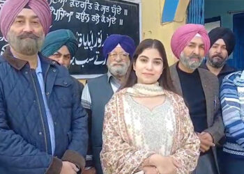 Jammu-Kashmir: ਗੁਰੂ ਨਾਨਕ ਦੇਵ ਮਾਡਲ ਹਾਈ ਸਕੂਲ ਬਾਰਾਮੂਲਾ ਵਿੱਚ ਸਮਾਰਟ ਕਲਾਸਾਂ ਦਾ ਉਦਘਾਟਨ