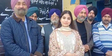 Jammu-Kashmir: ਗੁਰੂ ਨਾਨਕ ਦੇਵ ਮਾਡਲ ਹਾਈ ਸਕੂਲ ਬਾਰਾਮੂਲਾ ਵਿੱਚ ਸਮਾਰਟ ਕਲਾਸਾਂ ਦਾ ਉਦਘਾਟਨ