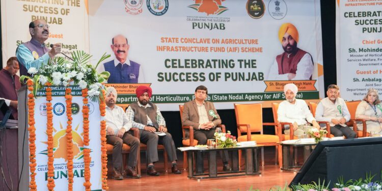 Punjab ਖੇਤੀਬਾੜੀ ਦੇ ਬੁਨਿਆਦੀ ਢਾਂਚੇ ਦੇ ਵਿਕਾਸ ਲਈ ਦੇਸ਼ ਭਰ ਚੋਂ ਮੋਹਰੀ Punjab ਖੇਤੀਬਾੜੀ ਦੇ ਬੁਨਿਆਦੀ ਢਾਂਚੇ ਦੇ ਵਿਕਾਸ ਲਈ ਦੇਸ਼ ਭਰ ਚੋਂ ਮੋਹਰੀ