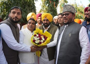 MALERKOTLA : ਮੁੱਖ ਮੰਤਰੀ ਭਗਵੰਤ ਮਾਨ ਨੇ ਮਲੇਰਕੋਟਲਾ ਵਿੱਚ ਮਨਾਈ ਈਦ ; ਈਦ ਮੌਕੇ ਕੀਤੇ ਵੱਡੇ ਐਲਾਨ, ਮੈਡੀਕਲ ਕਾਲਜ ਹੋਵੇਗਾ ਸਥਾਪਤ