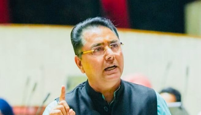 Aman Arora ਵੱਲੋਂ ਬੱਚਿਆਂ ਦੀ ਸੁਰੱਖਿਆ ਲਈ ਉਮਰ ਦੇ ਆਧਾਰ ‘ਤੇ ਸੋਸ਼ਲ ਮੀਡੀਆ ਦੀ ਵਰਤੋਂ ਸਬੰਧੀ ਨਿਯਮ ਬਣਾਉਣ ਦੀ ਵਕਾਲਤ