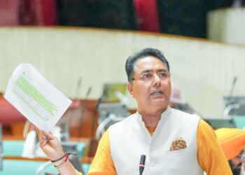 ‘ਵਿਸ਼ਵ ਗੁਰੂ’ ਤੋਂ ਲੈ ਕੇ ਸਿਲੰਡਰਾਂ ਲਈ ਲਾਈਨਾਂ ਤੱਕ ਦਾ ਸਫ਼ਰ’: Aman Arora ਨੇ ਕੇਂਦਰ ਸਰਕਾਰ ਦੇ ਦਾਅਵਿਆਂ ਦੀ ਕੱਢੀ ਫੂਕ