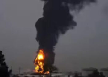 Middle East War: ਕੁਵੈਤ ਹਵਾਈ ਅੱਡੇ ‘ਤੇ ਈਰਾਨ ਦਾ ਡਰੋਨ ਹਮਲਾ: ਫਿਊਲ ਟੈਂਕ ਨੂੰ ਲੱਗੀ ਅੱਗ