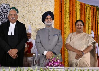 DELHI LG : ਤਰਨਜੀਤ ਸਿੰਘ ਸੰਧੂ ਬਣੇ ਦਿੱਲੀ ਦੇ ਨਵੇਂ ਉਪ ਰਾਜਪਾਲ, ਹਾਈ ਕੋਰਟ ਦੇ ਚੀਫ਼ ਜਸਟਿਸ ਨੇ  ਚੁਕਾਈ ਸਹੁੰ