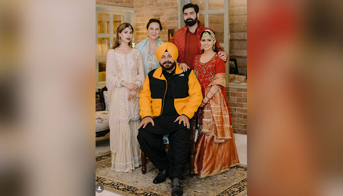 Punjab: ਨਵਜੋਤ ਸਿੱਧੂ ਨੇ ਧੀ-ਪੁੱਤ ਨੂੰ ਵੰਡੀ ਆਪਣੀ ਜਾਇਦਾਦ Punjab: ਨਵਜੋਤ ਸਿੱਧੂ ਨੇ ਧੀ-ਪੁੱਤ ਨੂੰ ਵੰਡੀ ਆਪਣੀ ਜਾਇਦਾਦ