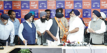 Punjab: ਰਿਟਾਇਰਡ IAS ਅਫਸਰ KJS ਚੀਮਾ ਸ਼੍ਰੋਮਣੀ ਅਕਾਲੀ ਦਲ ਵਿੱਚ ਸ਼ਾਮਲ