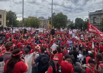 Australia: ਵਿਕਟੋਰੀਆ ਸੂਬੇ ‘ਚ 45,000 ਤੋਂ ਵੱਧ ਸਰਕਾਰੀ ਸਕੂਲ ਕਰਮਚਾਰੀ ਹੜਤਾਲ ‘ਤੇ, ਪੜ੍ਹੋ ਕਿਉਂ ?